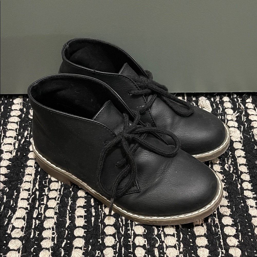 The Children's Place Black Lace-Up Dress Shoes